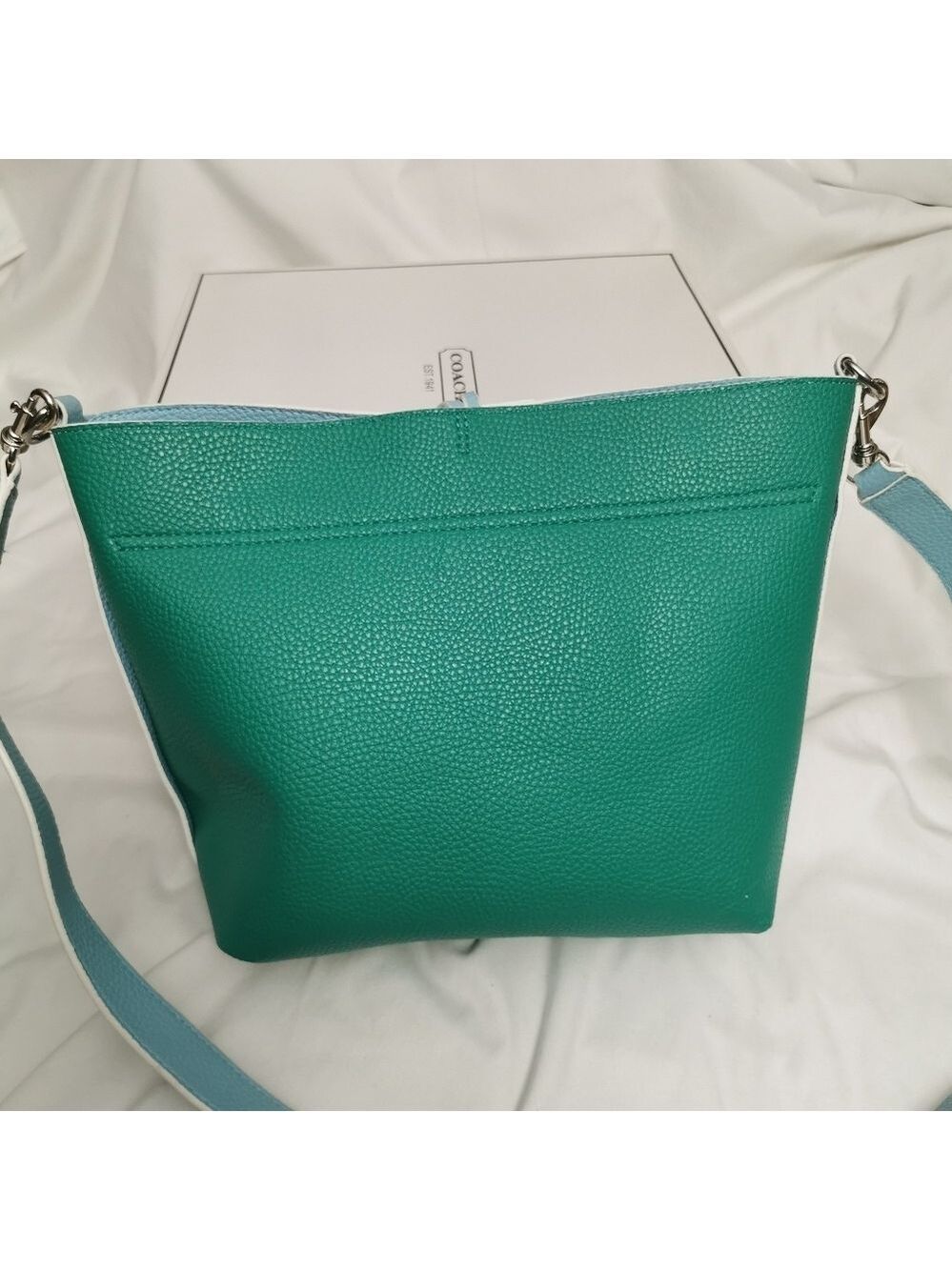 Guess Reversible Shoulder Crossbody Bag Colorblock Green Light Blue - Picture 6 of 15